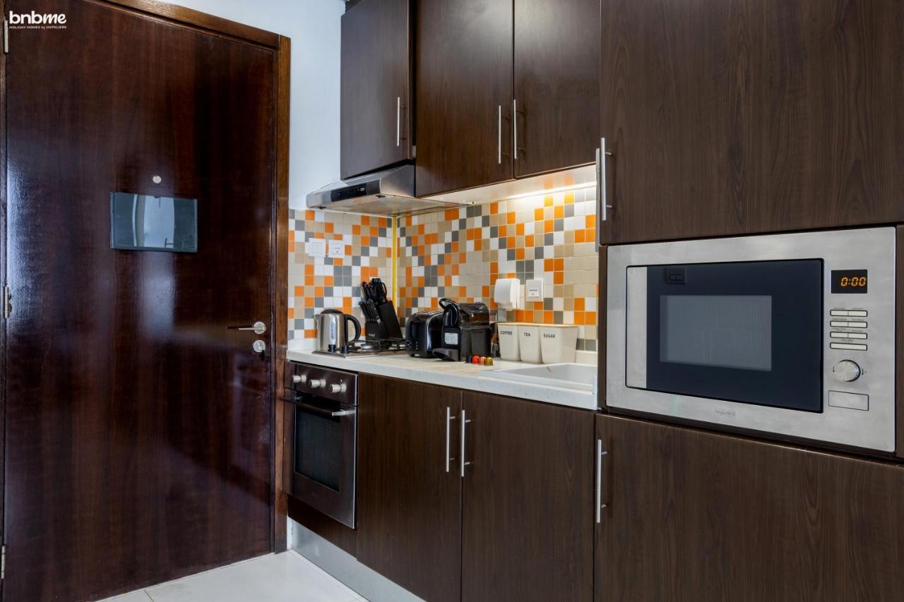 Bnbme - Club Vista Mare Appartement Dubai Buitenkant foto